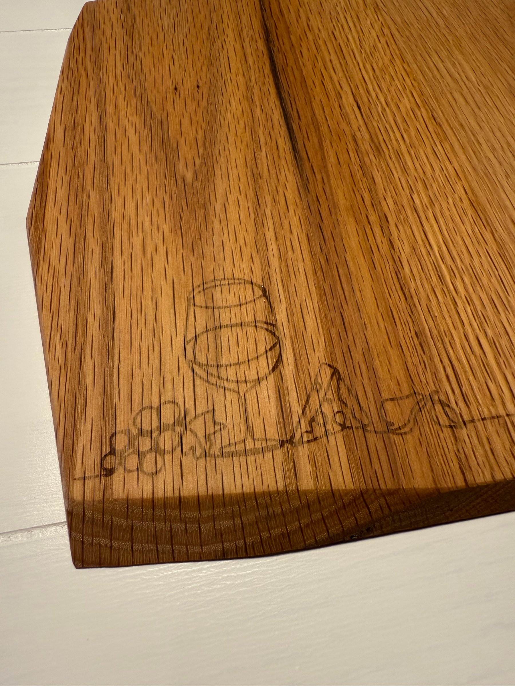 Red Oak Wine engraving