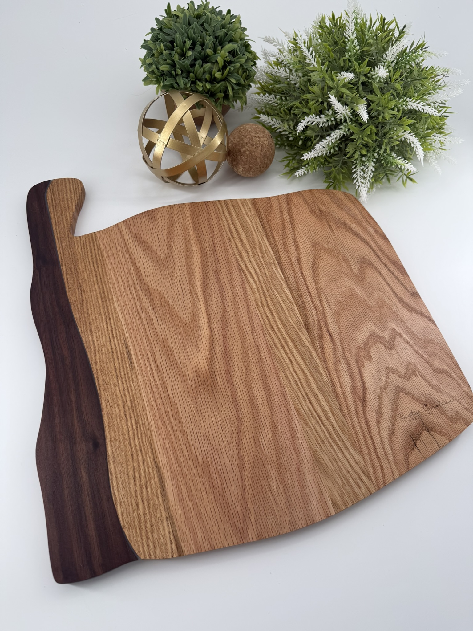 Oak and Walnut Board with handle