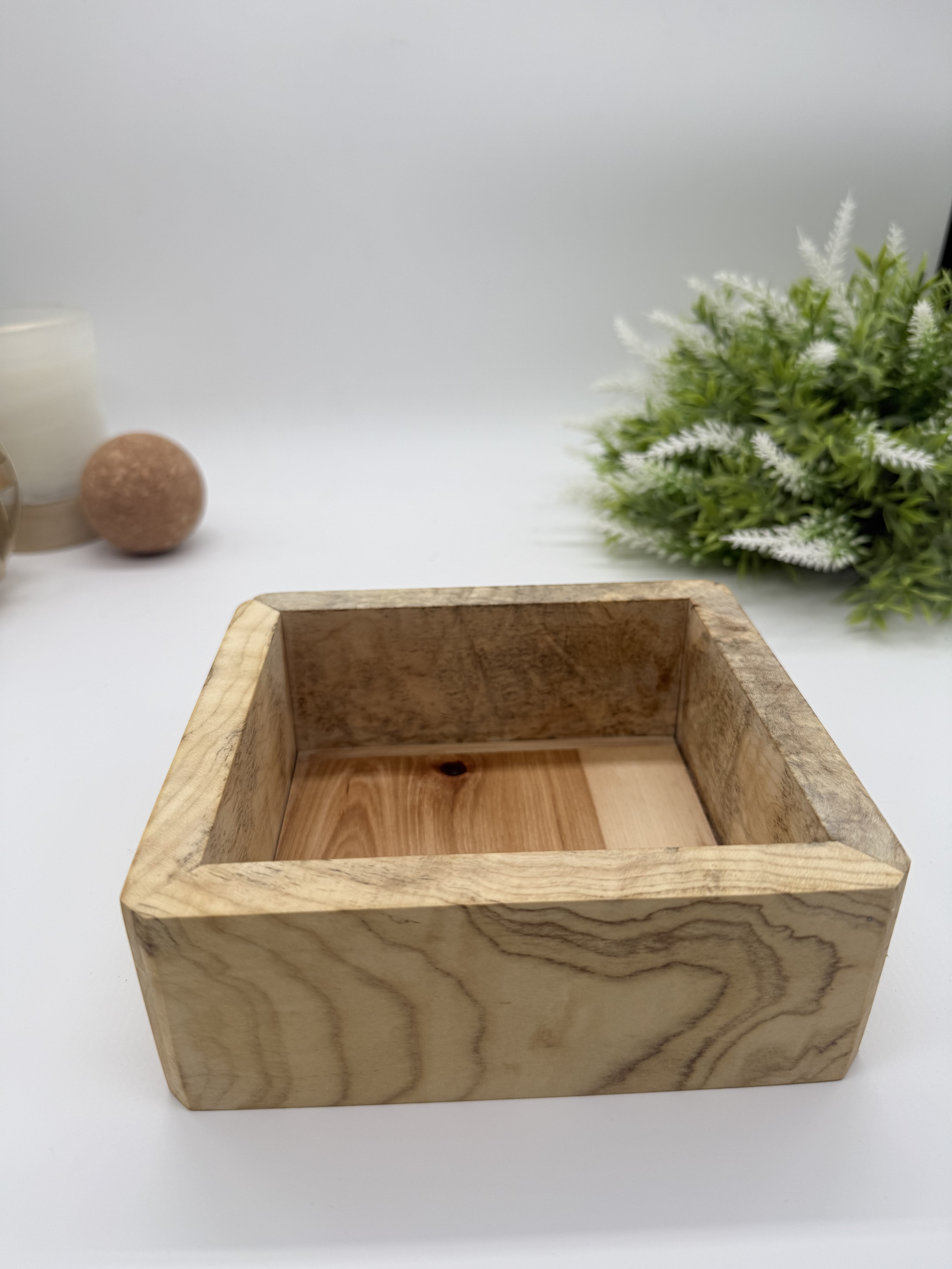 Small Magnolia Box